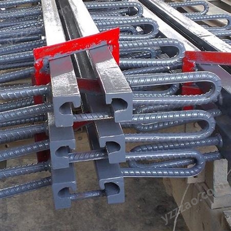 厂家供应桥梁伸缩缝 d80型 c40型工地变形缝装置 型钢异型缝彦邦定制