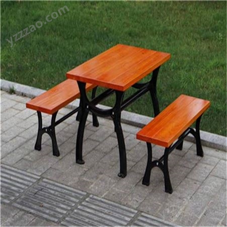 重庆桌椅组合桌 小区公园塑木桌椅 园林庭院防腐木桌